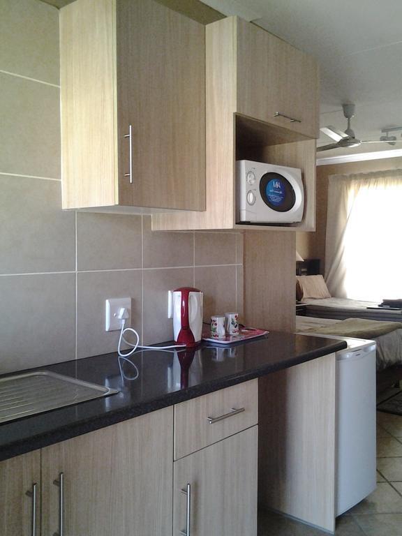Airport Lodge Guest House Κέμπτον Παρκ Δωμάτιο φωτογραφία