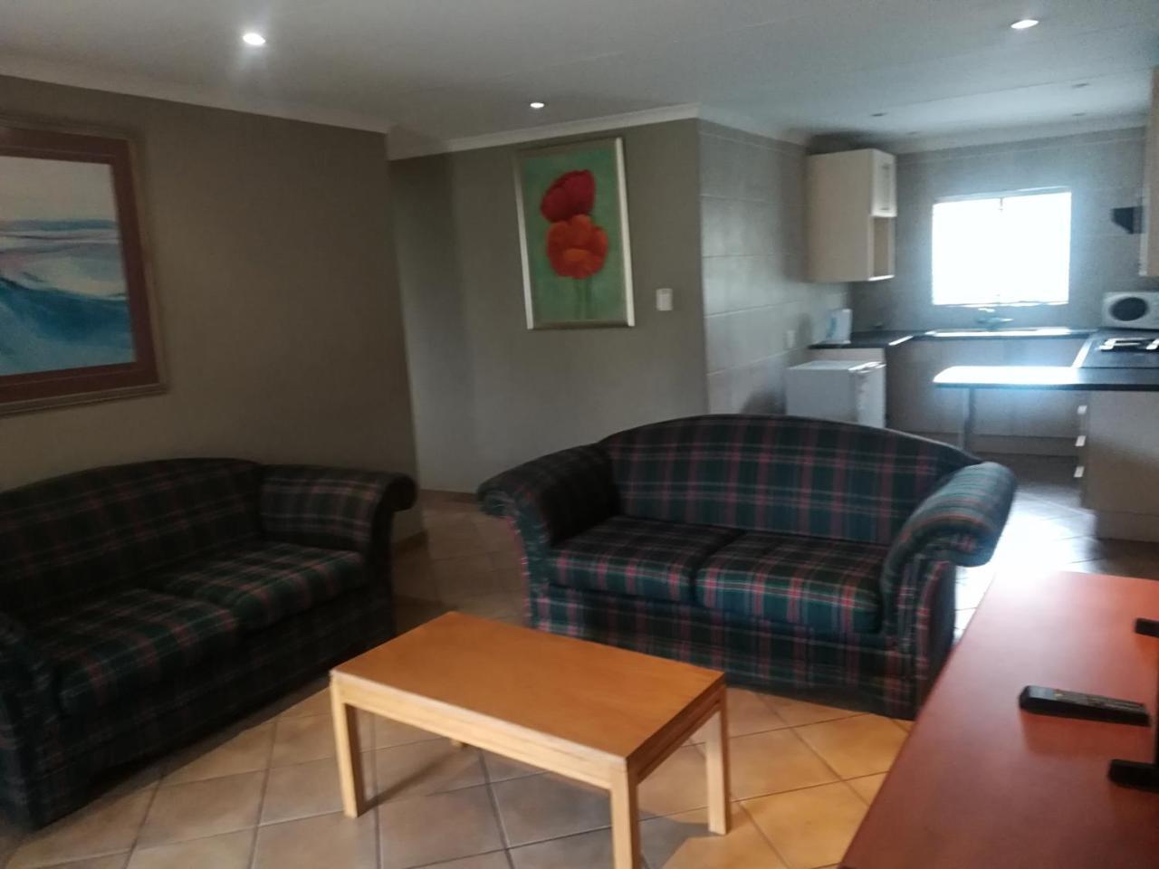 Airport Lodge Guest House Κέμπτον Παρκ Εξωτερικό φωτογραφία